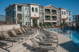 Wiregrass at Stone Oak - San Antonio, TX | Apartment Finder Wiregrass at Stone Oak - San Antonio, TX | Apartment Finder