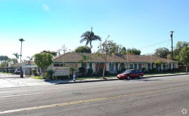 Lampson Park - Garden Grove, CA | Apartment Finder