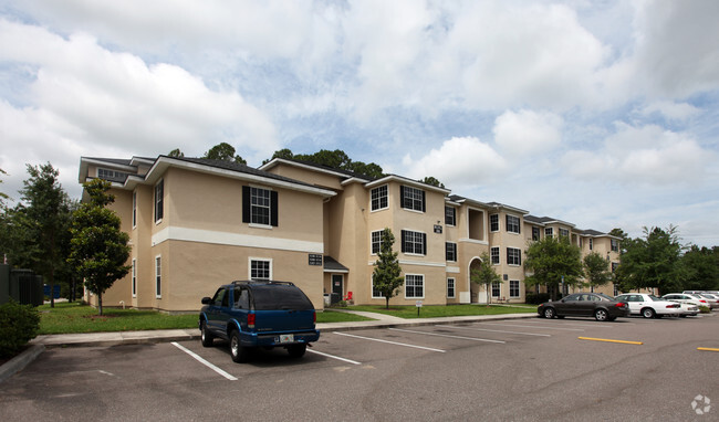 Meetinghouse at Collins Cove Senior Apartment - Jacksonville, FL ...