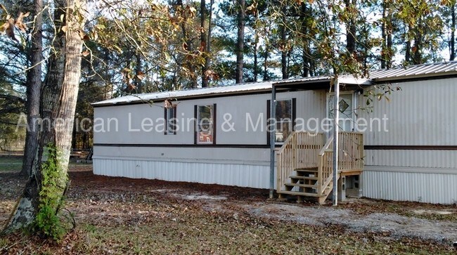 country living quiet neighborhood 2 bedroom orange tx