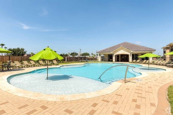 Mcallen Apartments With Pool A Swimming In Mcallen Apartments With Pool A Swimming In Tx