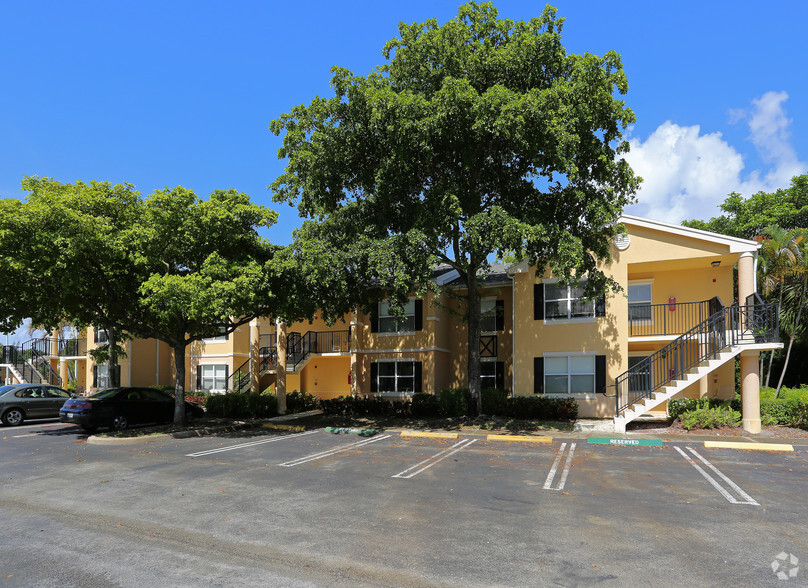 Boynton Bay Apartments Over 55 Community Boynton Beach FL 