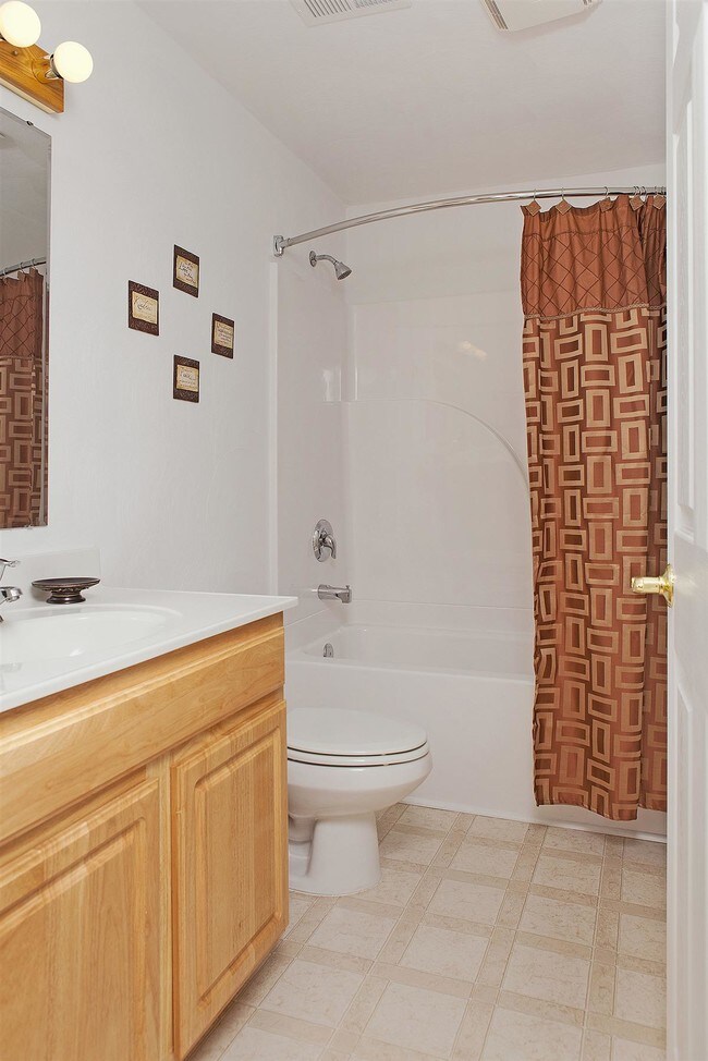 West Creek Manor Roanoke, VA Apartment Finder