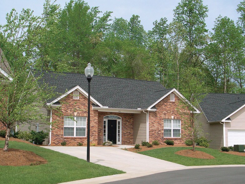 Villas at Peacehaven WinstonSalem, NC Apartment Finder