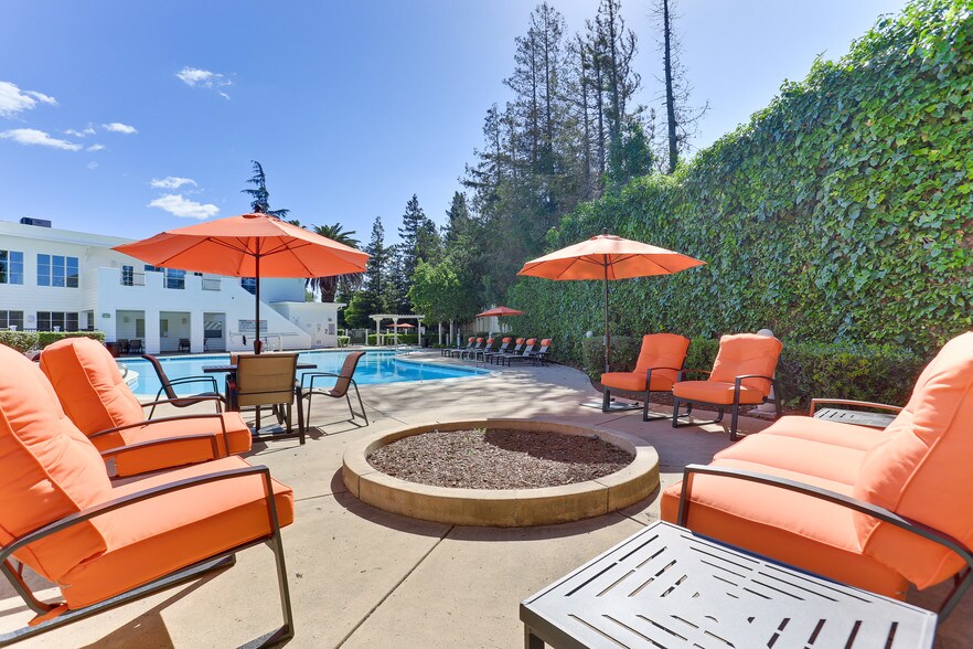 The Parc at Pruneyard Campbell, CA Apartment Finder